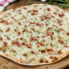 Flammkuchen mit Fertigteig